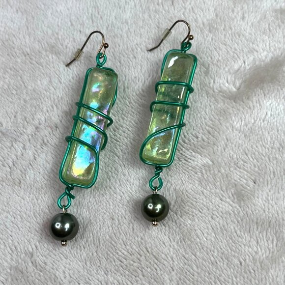 Acrylic Dangle Earrings Green Iridescent Wire Wrapped Bead Hook Chunky - Picture 3 of 5
